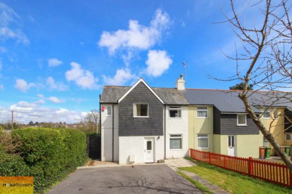 3 Bedroom End of Ter...